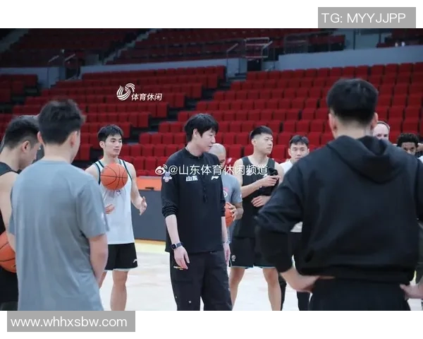 实时新闻上海篮球队实力之争引发热议球迷观点碰撞成焦点